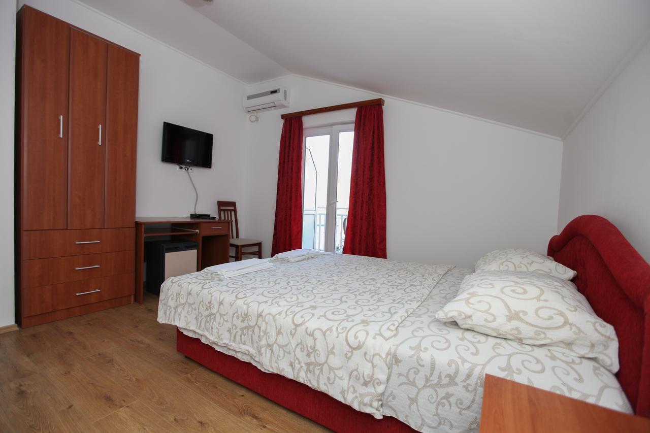 Hotel Ninkovic Trebinje Exterior foto