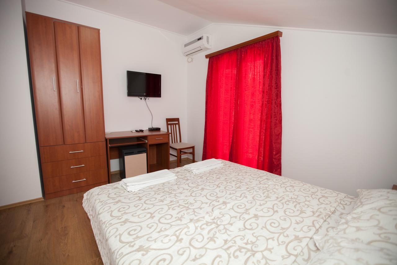 Hotel Ninkovic Trebinje Exterior foto